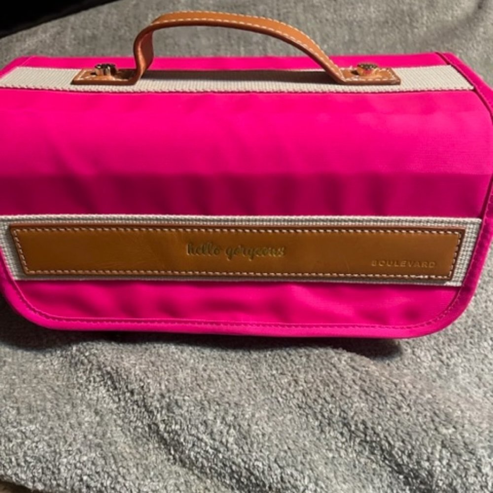 NWOB Hello Gorgeous Travel Rollup Makeup/Toiletry Bag in Pink W/ Brown Leather